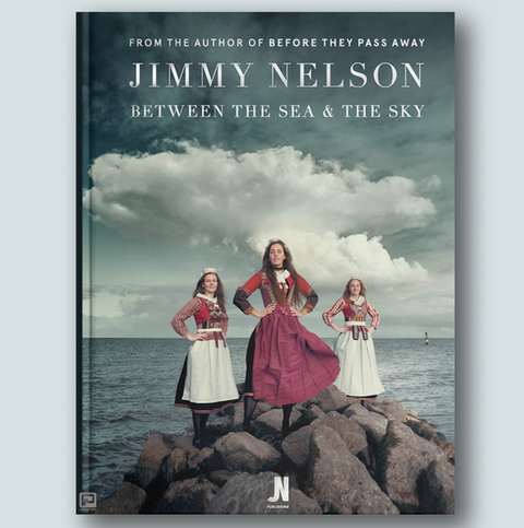 Between the sea and the sky - Jimmy Nelson